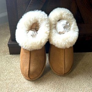 UGG Moraene Slipper Kids Size 1